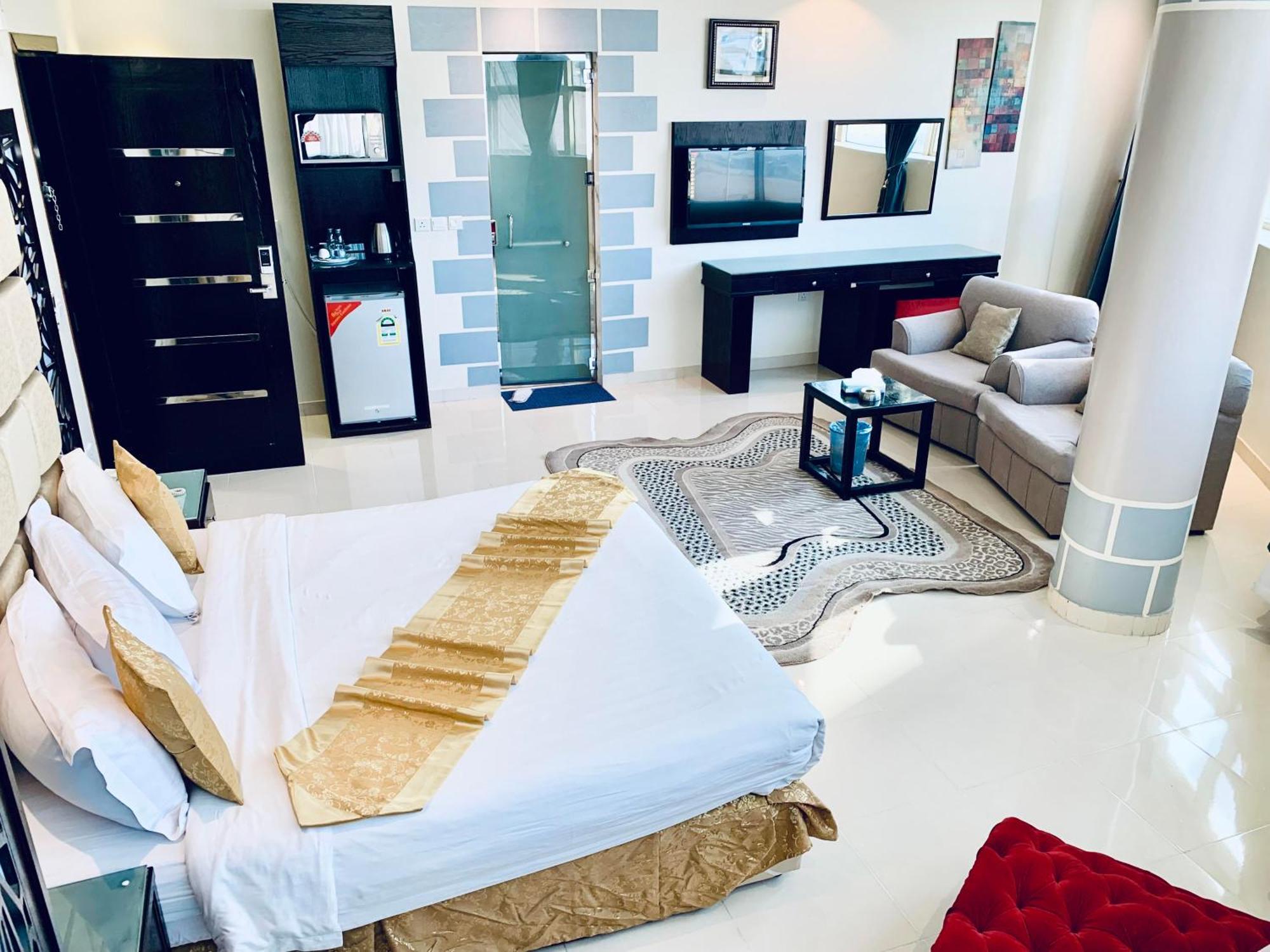 Al Lord Hotel Abu Qa'ar 外观 照片
