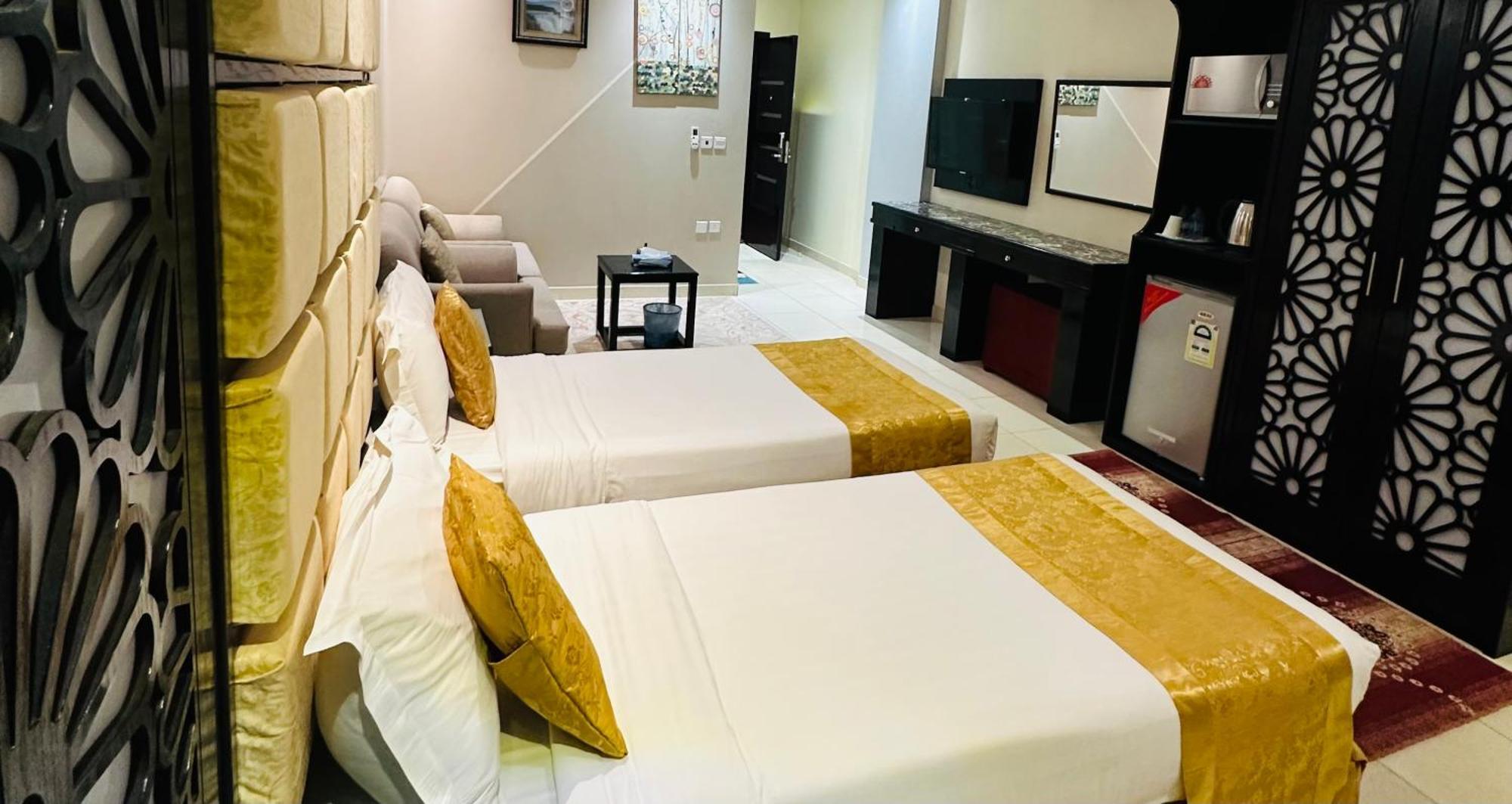 Al Lord Hotel Abu Qa'ar 外观 照片