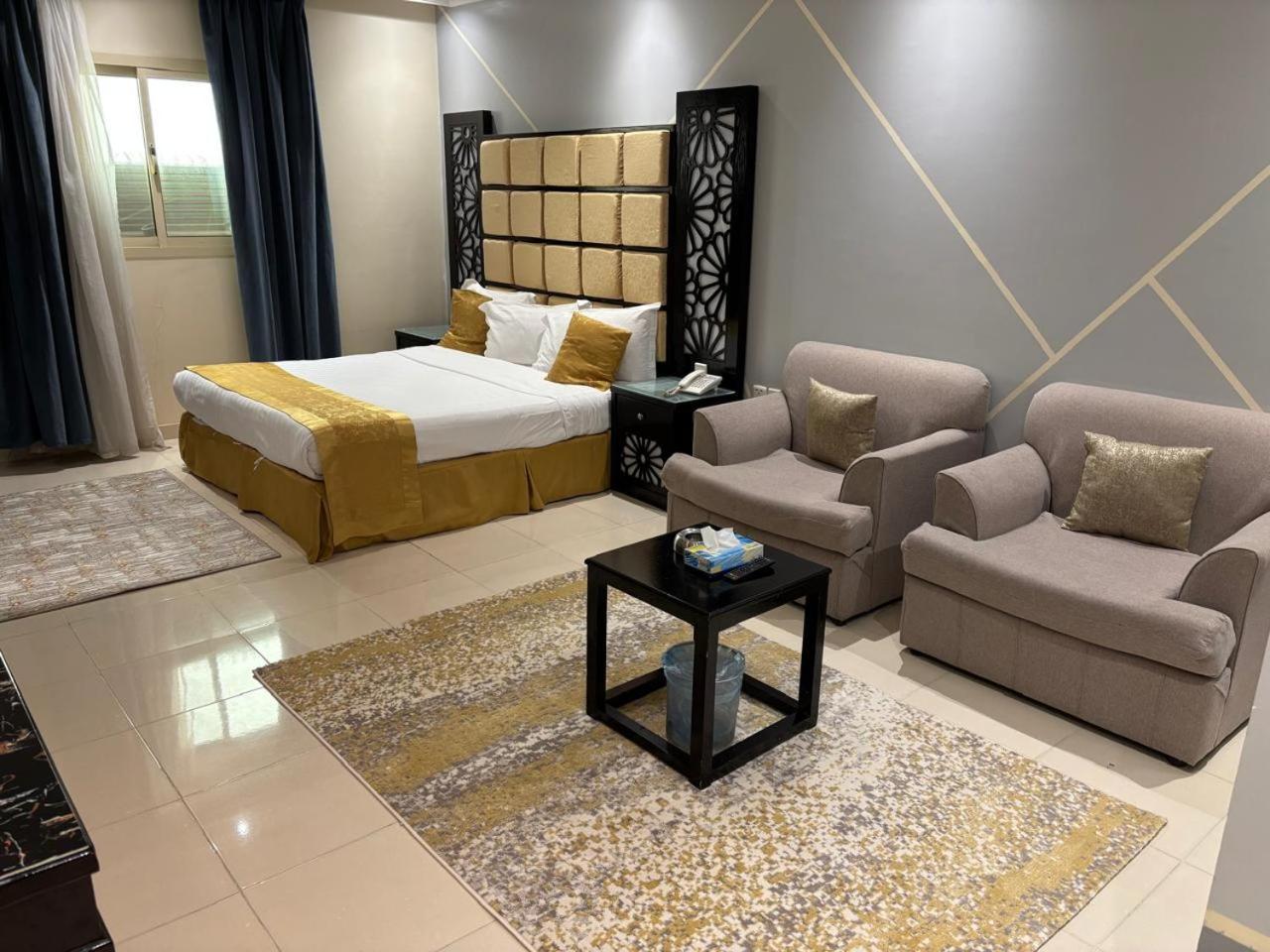 Al Lord Hotel Abu Qa'ar 外观 照片